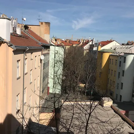 One Bedroom Near Ippavlova Prague