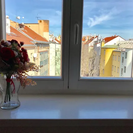 One Bedroom Near Ippavlova *